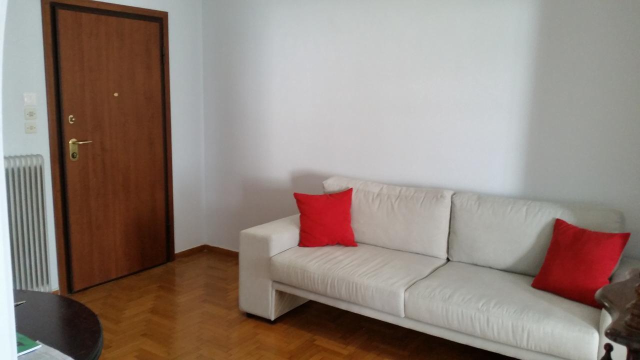 אתונה Victoria Grand Apartments מראה חיצוני תמונה