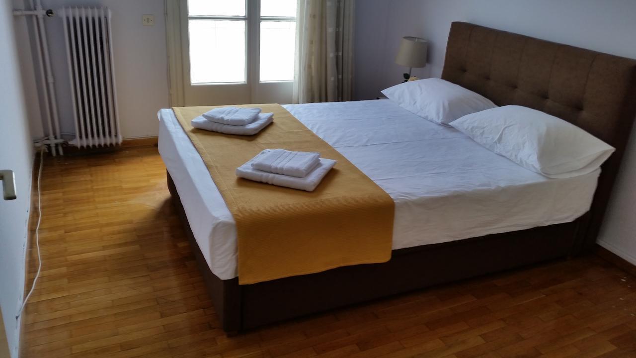 אתונה Victoria Grand Apartments מראה חיצוני תמונה