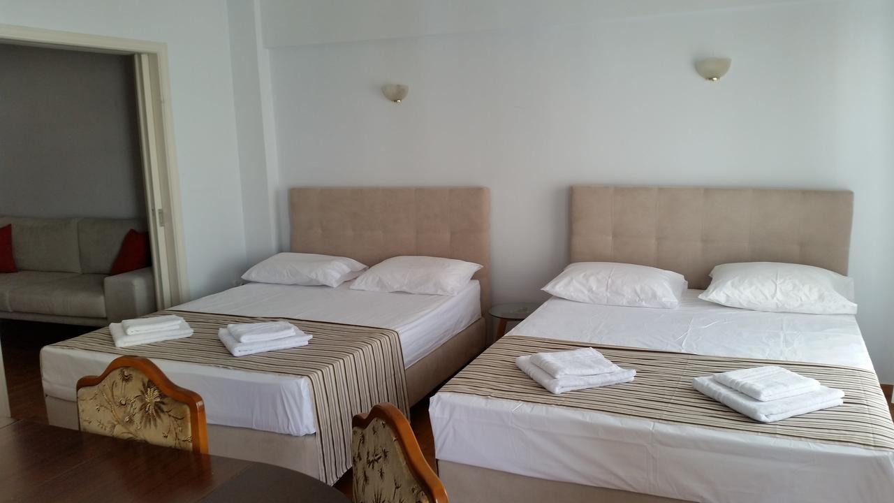 אתונה Victoria Grand Apartments מראה חיצוני תמונה