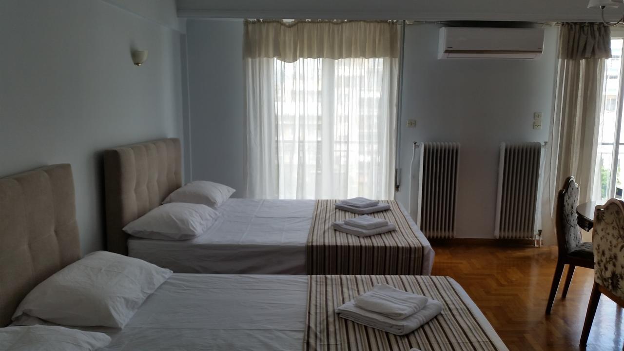 אתונה Victoria Grand Apartments מראה חיצוני תמונה