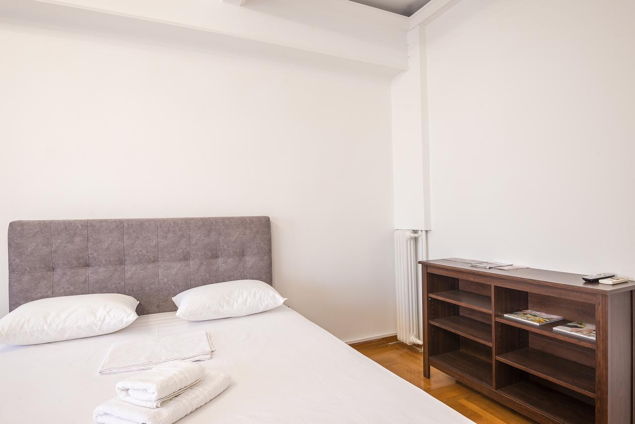 אתונה Victoria Grand Apartments מראה חיצוני תמונה