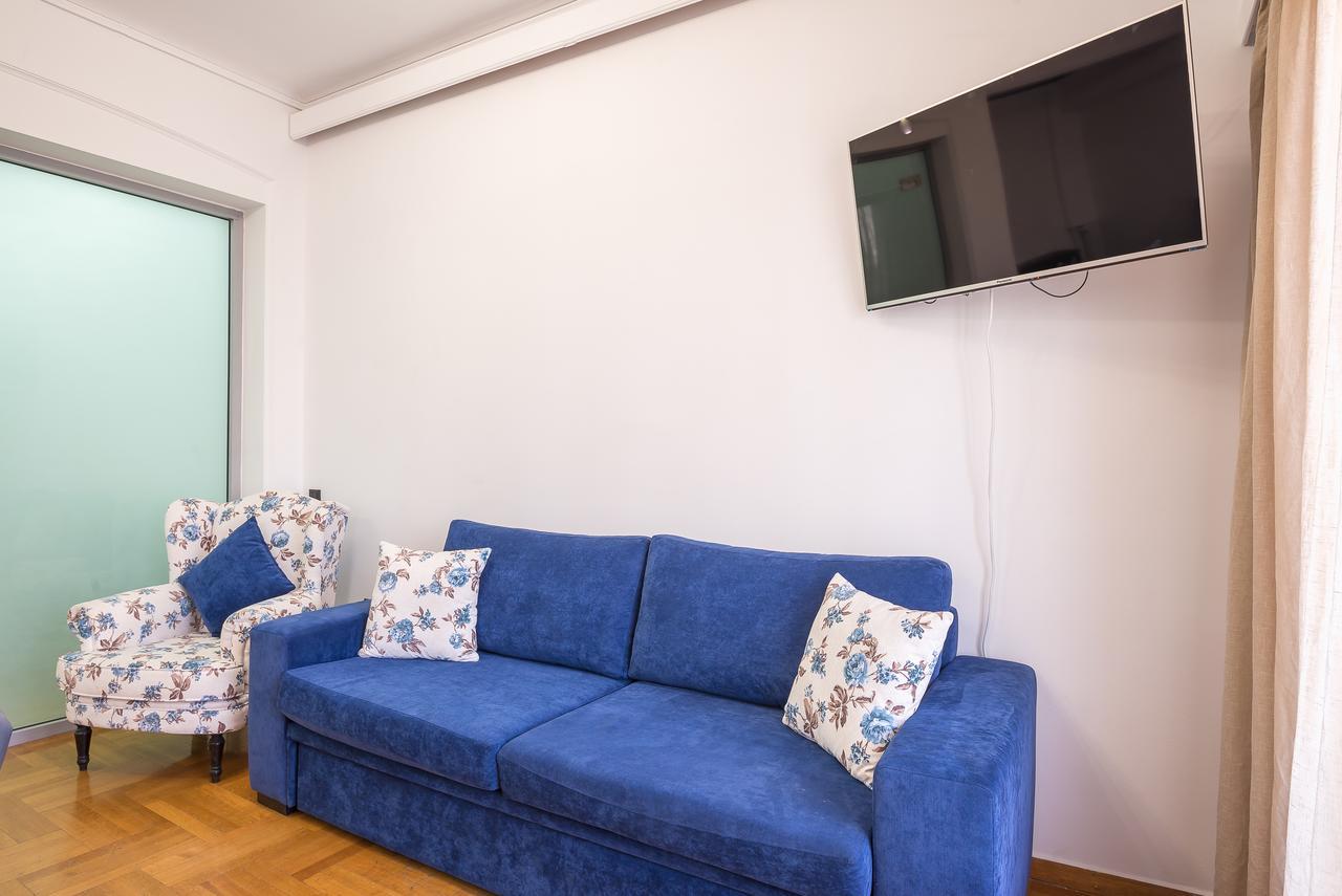 אתונה Victoria Grand Apartments מראה חיצוני תמונה