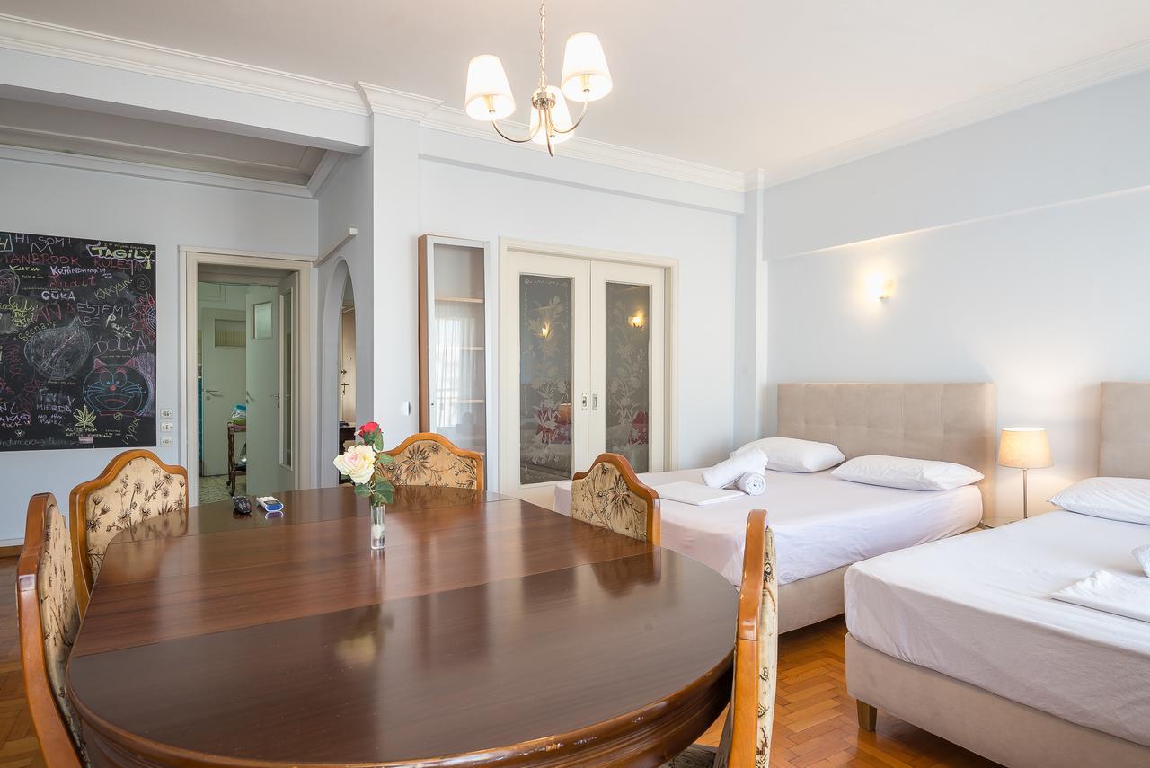 אתונה Victoria Grand Apartments מראה חיצוני תמונה